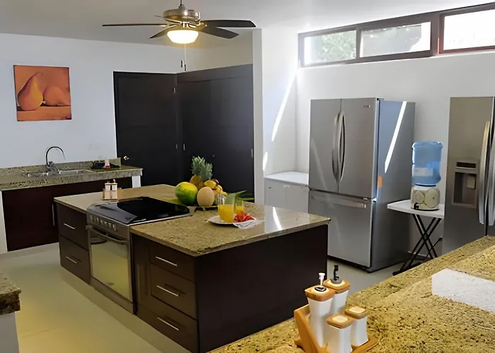 13bdr Bellamar - Private Chef - Beachfront - Weddings-business Retreats-golf-family * Akumal