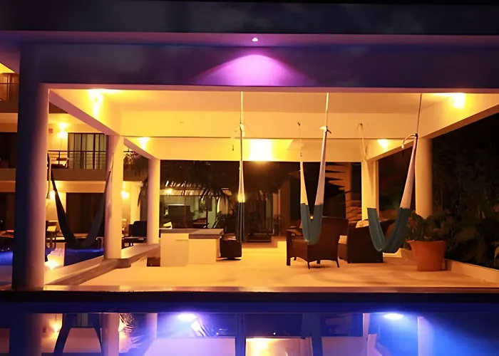 13bdr Bellamar - Private Chef - Beachfront - Weddings-business Retreats-golf-family Akumal