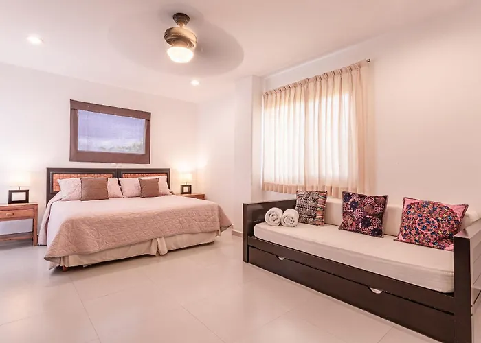 13bdr Bellamar - Private Chef - Beachfront - Weddings-business Retreats-golf-family Resort *